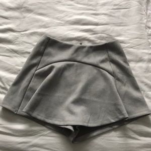 LF Grey suede skort